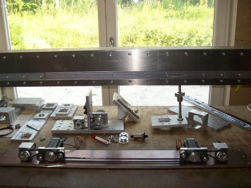 two motors to drive the portal